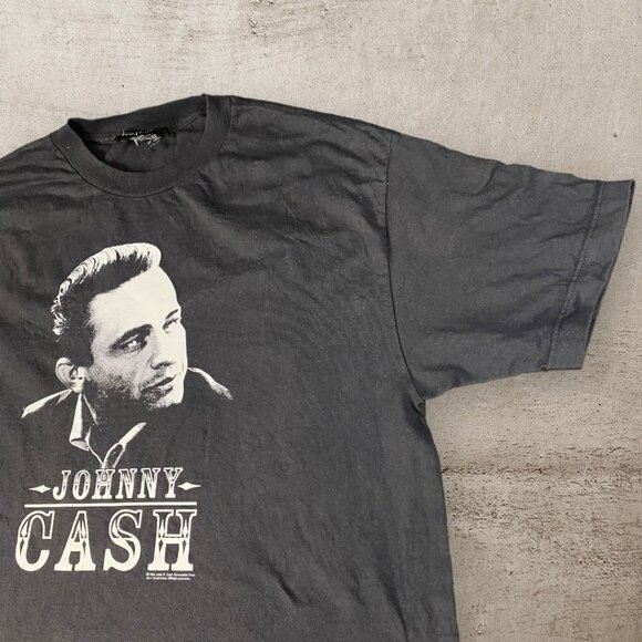 Vintage Johnny Cash Zion Rootswear T-shirt Dont Take your Guns to Town 2004 Y2K - Picture 2 of 10